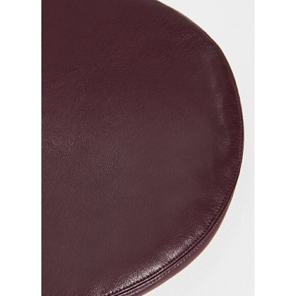 Stand Studio Nwt Freida Faux Leather Beret in Burgundy - Picture 4 of 8